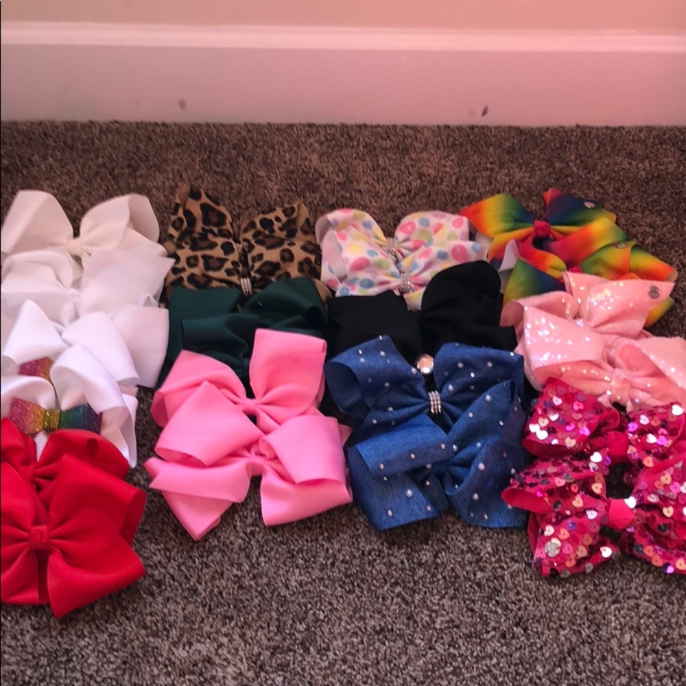 Jojo bows